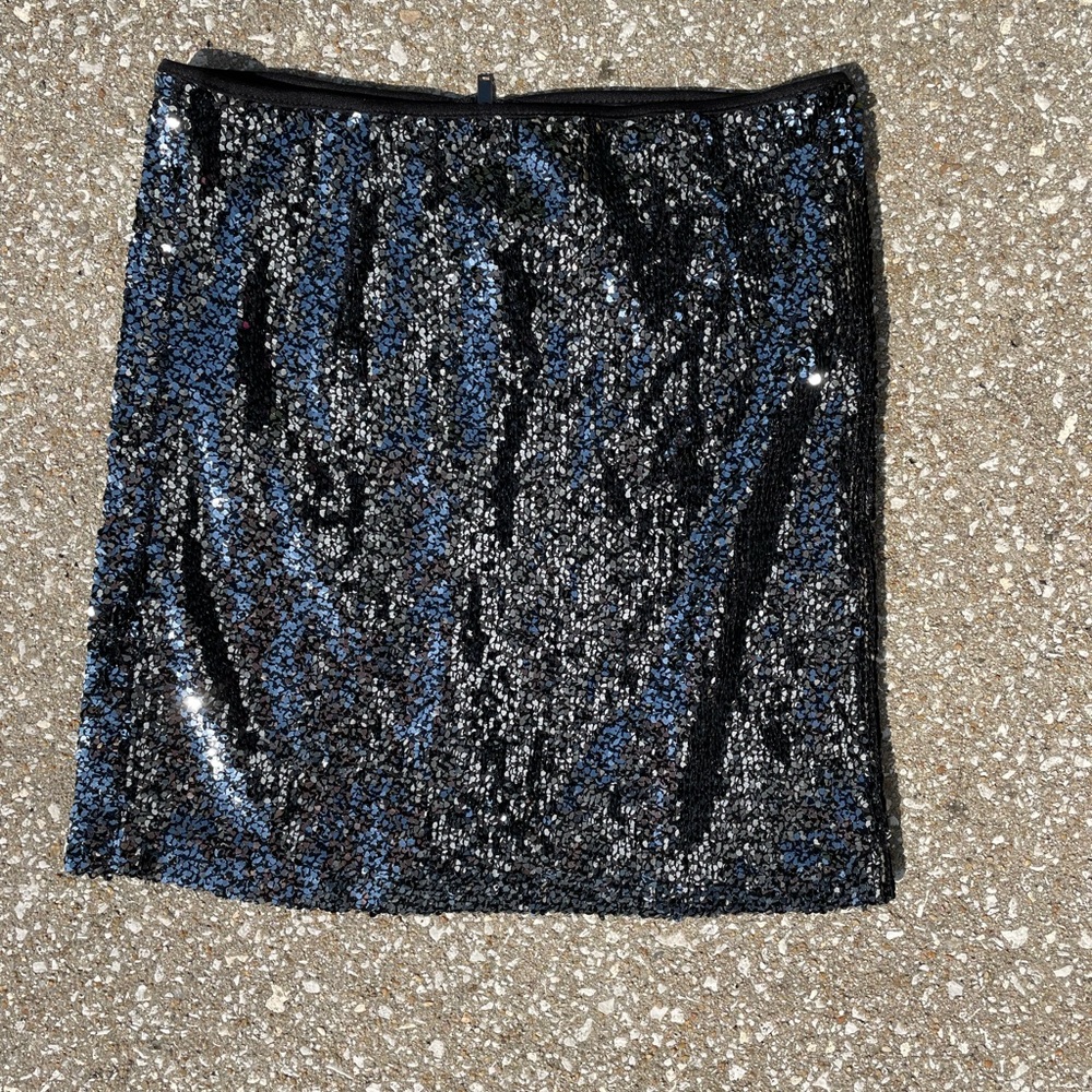 Forever 21 sequin skirt